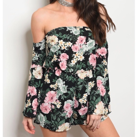 Boutique Pants - Black Floral Cold-Shoulder LS Romper 🌸